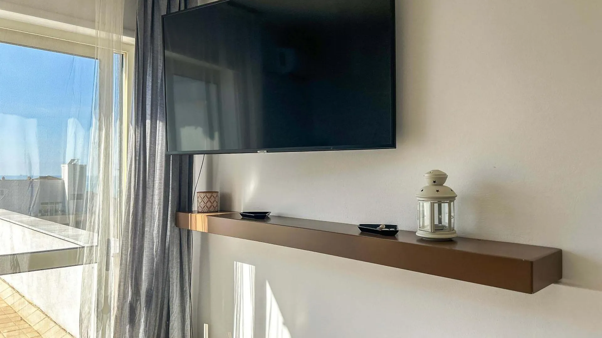 1 Bedroom Apartment 637 Durrës 0*,  Albanien
